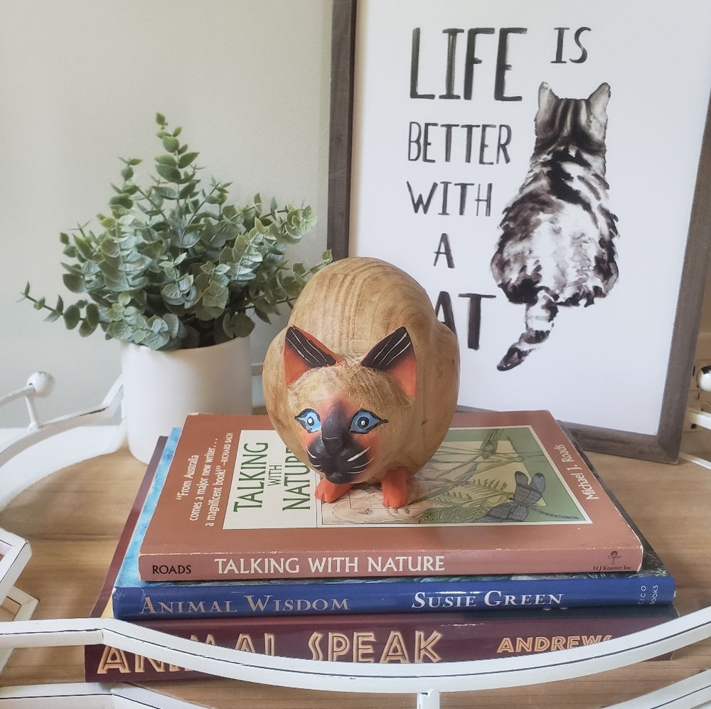 Handcarved Wooden Siamese Cat Figurine Decor